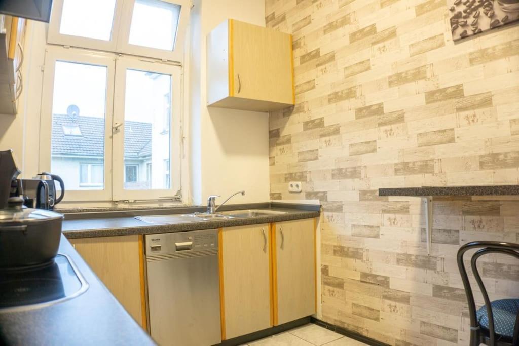 Apartment In Wuppertal - Charmante 3-Zimmer-Oase Mit Kamin Und Badewanne Exteriér fotografie