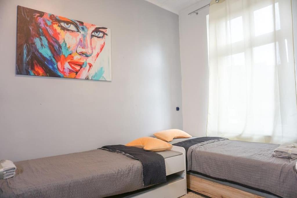 Apartment In Wuppertal - Charmante 3-Zimmer-Oase Mit Kamin Und Badewanne Exteriér fotografie