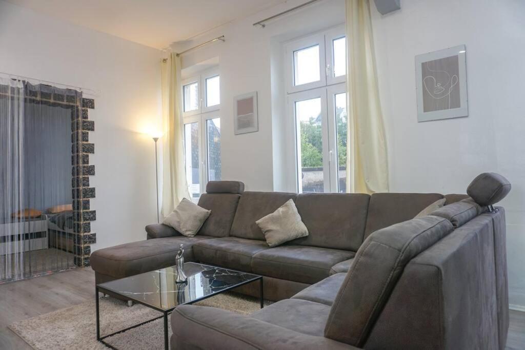 Apartment In Wuppertal - Charmante 3-Zimmer-Oase Mit Kamin Und Badewanne Exteriér fotografie