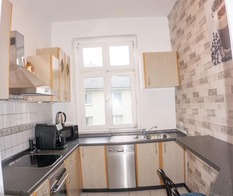 Apartment In Wuppertal - Charmante 3-Zimmer-Oase Mit Kamin Und Badewanne Exteriér fotografie