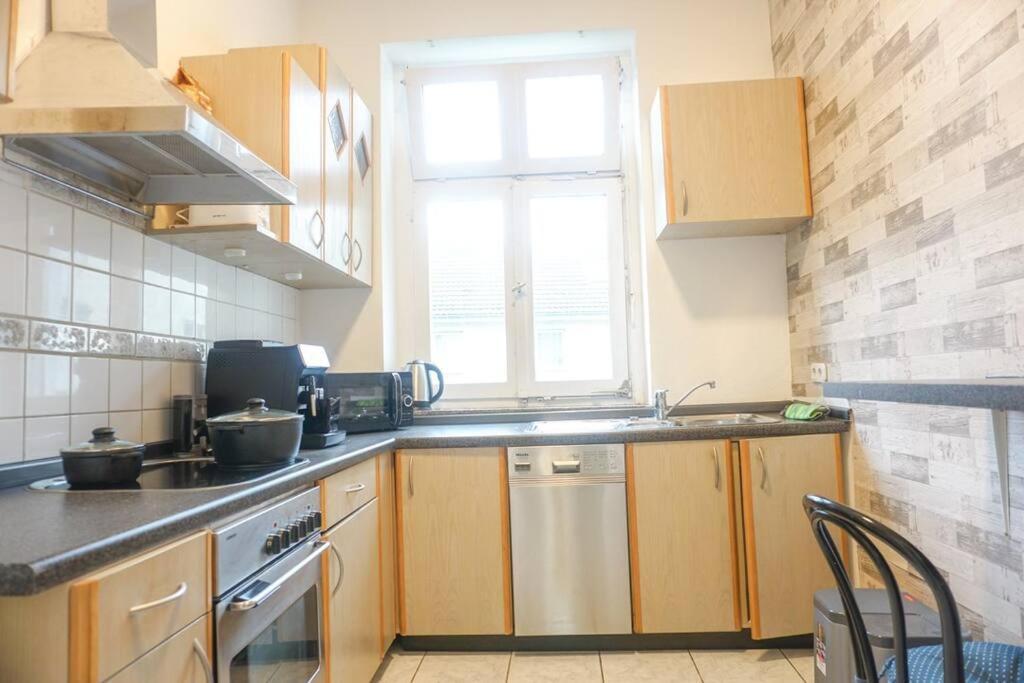 Apartment In Wuppertal - Charmante 3-Zimmer-Oase Mit Kamin Und Badewanne Exteriér fotografie