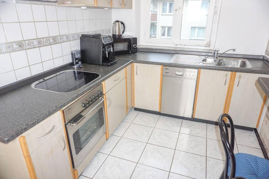 Apartment In Wuppertal - Charmante 3-Zimmer-Oase Mit Kamin Und Badewanne Exteriér fotografie